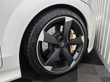 Audi TT 2.5 TFSI Plus Coupe 3dr Petrol S Tronic quattro Euro 5 (360 ps) 19