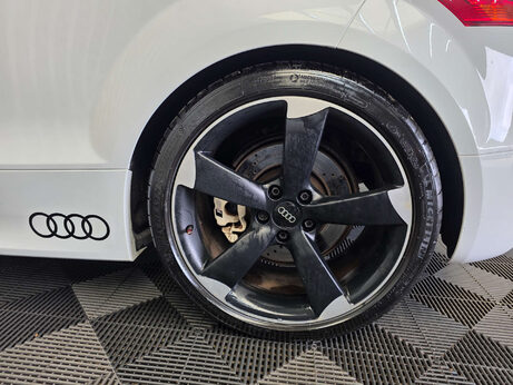 Audi TT 2.5 TFSI Plus Coupe 3dr Petrol S Tronic quattro Euro 5 (360 ps) 21