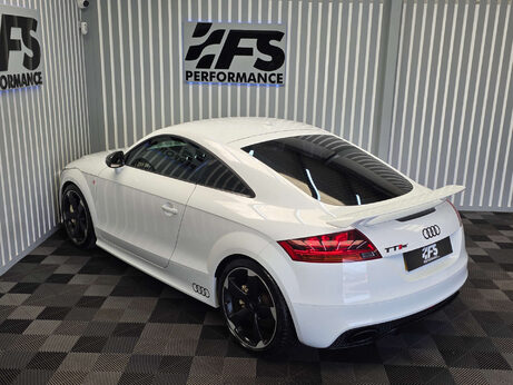 Audi TT 2.5 TFSI Plus Coupe 3dr Petrol S Tronic quattro Euro 5 (360 ps) 38