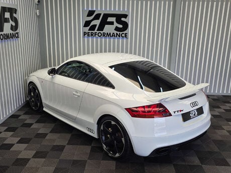 Audi TT 2.5 TFSI Plus Coupe 3dr Petrol S Tronic quattro Euro 5 (360 ps) 42