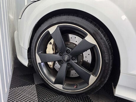 Audi TT 2.5 TFSI Plus Coupe 3dr Petrol S Tronic quattro Euro 5 (360 ps) 18