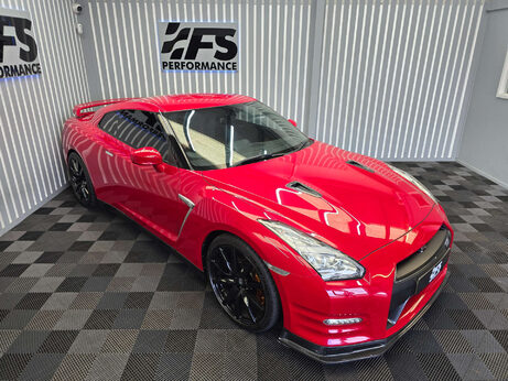 Nissan GT-R 3.8 V6 Premium Black Coupe 2dr Petrol Auto 4WD Euro 5 (550 ps) 11