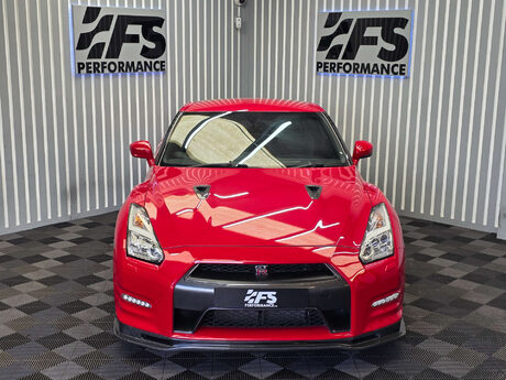 Nissan GT-R 3.8 V6 Premium Black Coupe 2dr Petrol Auto 4WD Euro 5 (550 ps) 16