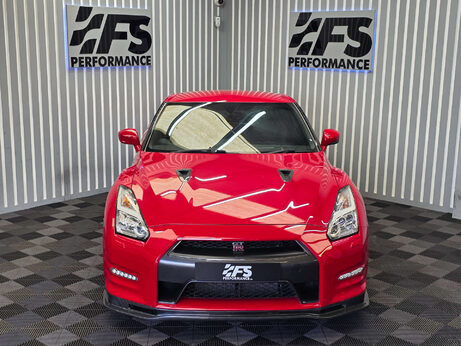 Nissan GT-R 3.8 V6 Premium Black Coupe 2dr Petrol Auto 4WD Euro 5 (550 ps) 37