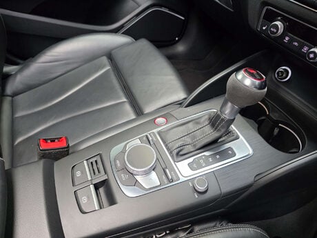 Audi RS3 2.5 TFSI Audi Sport Edition Sportback 5dr Petrol S Tronic quattro Euro 6 (s 10