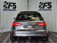 Audi RS3 2.5 TFSI Audi Sport Edition Sportback 5dr Petrol S Tronic quattro Euro 6 (s 5