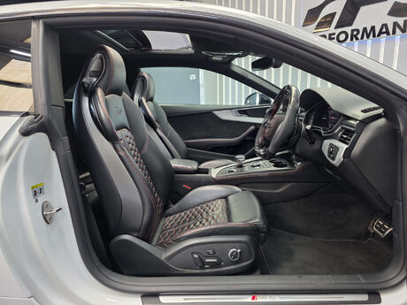 Audi RS5 2.9 TFSI V6 Coupe 2dr Petrol Tiptronic quattro Euro 6 (s/s) (450 ps) 40