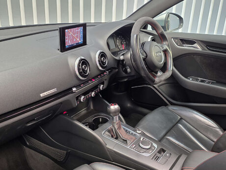 Audi RS3 2.5 TFSI Sportback 5dr Petrol S Tronic quattro Euro 6 (s/s) (Nav) (367 ps) 8