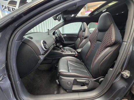 Audi RS3 2.5 TFSI Sportback 5dr Petrol S Tronic quattro Euro 6 (s/s) (Nav) (367 ps) 9