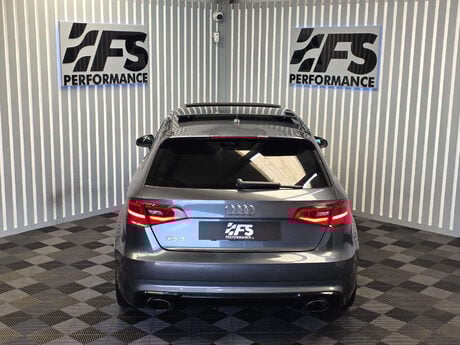 Audi RS3 2.5 TFSI Sportback 5dr Petrol S Tronic quattro Euro 6 (s/s) (Nav) (367 ps) 16