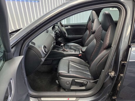 Audi RS3 2.5 TFSI Sportback 5dr Petrol S Tronic quattro Euro 6 (s/s) (Nav) (367 ps) 21