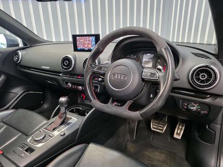 Audi RS3 2.5 TFSI Sportback 5dr Petrol S Tronic quattro Euro 6 (s/s) (Nav) (367 ps) 31