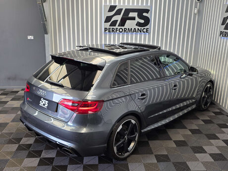 Audi RS3 2.5 TFSI Sportback 5dr Petrol S Tronic quattro Euro 6 (s/s) (Nav) (367 ps) 44