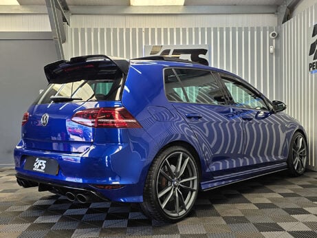 Volkswagen Golf 2.0 TSI BlueMotion Tech R Hatchback 5dr Petrol DSG 4Motion Euro 6 (s/s) (30 2