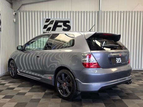 Honda Civic 2.0 i-VTEC Type R Hatchback 3dr Petrol Manual (212 g/km, 197 bhp) 4
