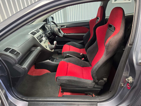 Honda Civic 2.0 i-VTEC Type R Hatchback 3dr Petrol Manual (212 g/km, 197 bhp) 17