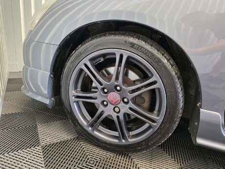 Honda Civic 2.0 i-VTEC Type R Hatchback 3dr Petrol Manual (212 g/km, 197 bhp) 20
