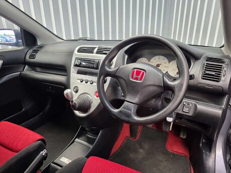 Honda Civic 2.0 i-VTEC Type R Hatchback 3dr Petrol Manual (212 g/km, 197 bhp) 33