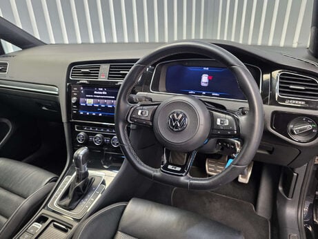 Volkswagen Golf 2.0 TSI BlueMotion Tech R Hatchback 5dr Petrol DSG 4Motion Euro 6 (s/s) (31 32