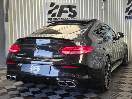 Mercedes-Benz C Class 4.0 C63 V8 BiTurbo AMG (Premium Plus) Coupe 2dr Petrol SpdS MCT Euro 6 (s/s 34