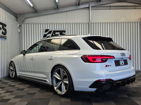 Audi RS4 2.9 TFSI V6 Sport Edition Estate 5dr Petrol Tiptronic quattro Euro 6 (s/s) 4