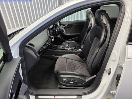 Audi RS4 2.9 TFSI V6 Sport Edition Estate 5dr Petrol Tiptronic quattro Euro 6 (s/s) 22