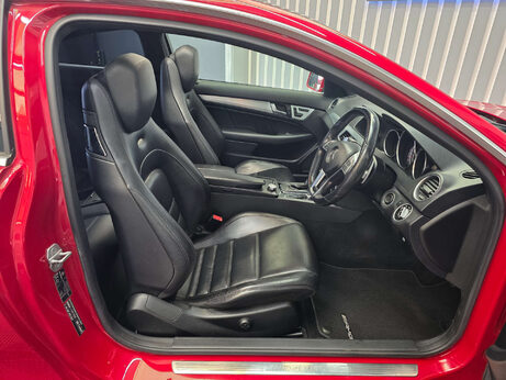 Mercedes-Benz C Class 6.3 C63 V8 AMG Edition 125 Coupe 2dr Petrol SpdS MCT Euro 5 (457 ps) 14