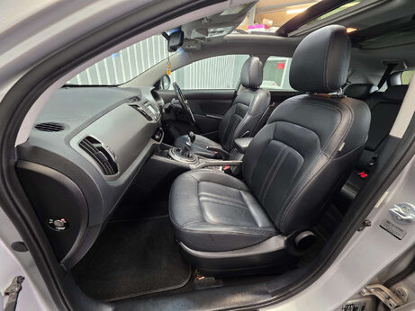 Kia Sportage 1.7 CRDi EcoDynamics 3 SUV 5dr Diesel Manual 2WD Euro 5 (s/s) (114 bhp) 4
