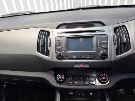 Kia Sportage 1.7 CRDi EcoDynamics 3 SUV 5dr Diesel Manual 2WD Euro 5 (s/s) (114 bhp) 6