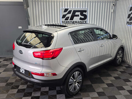 Kia Sportage 1.7 CRDi EcoDynamics 3 SUV 5dr Diesel Manual 2WD Euro 5 (s/s) (114 bhp) 45