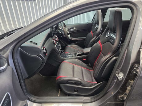 Mercedes-Benz A Class 2.0 A45 AMG Hatchback 5dr Petrol SpdS DCT 4MATIC Euro 6 (s/s) (360 ps) 26