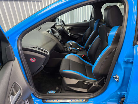 Ford Focus 2.3T EcoBoost RS Hatchback 5dr Petrol Manual AWD Euro 6 (s/s) (350 ps) 23