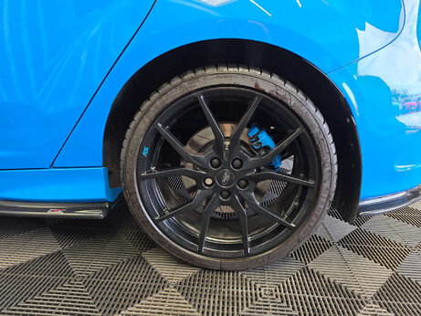 Ford Focus 2.3T EcoBoost RS Hatchback 5dr Petrol Manual AWD Euro 6 (s/s) (350 ps) 22