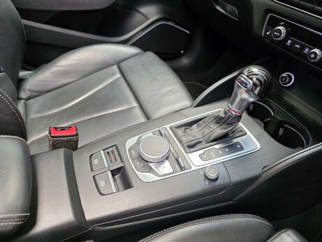 Audi S3 2.0 TFSI Black Edition Sportback 5dr Petrol S Tronic quattro Euro 6 (s/s) ( 7