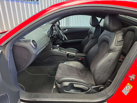 Audi TT 2.0 TFSI Black Edition Coupe 3dr Petrol S Tronic quattro Euro 5 (s/s) (211 20