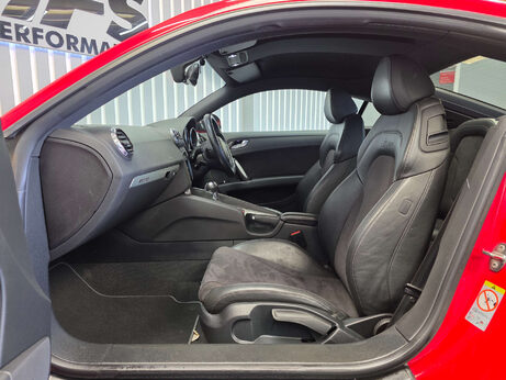 Audi TT 2.0 TFSI Black Edition Coupe 3dr Petrol S Tronic quattro Euro 5 (s/s) (211 32