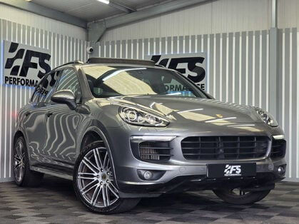 Porsche Cayenne 4.2 TD V8 S SUV 5dr Diesel TiptronicS 4WD Euro 5 (s/s) (385 ps)