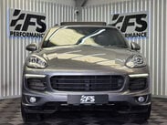 Porsche Cayenne 4.2 TD V8 S SUV 5dr Diesel TiptronicS 4WD Euro 5 (s/s) (385 ps) 3