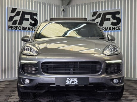 Porsche Cayenne 4.2 TD V8 S SUV 5dr Diesel TiptronicS 4WD Euro 5 (s/s) (385 ps) 3