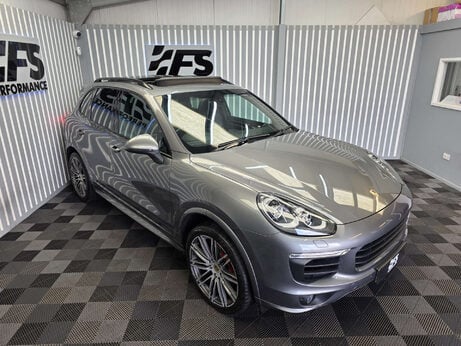 Porsche Cayenne 4.2 TD V8 S SUV 5dr Diesel TiptronicS 4WD Euro 5 (s/s) (385 ps) 11