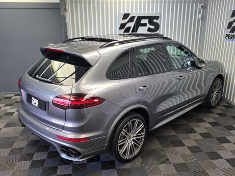 Porsche Cayenne 4.2 TD V8 S SUV 5dr Diesel TiptronicS 4WD Euro 5 (s/s) (385 ps) 34