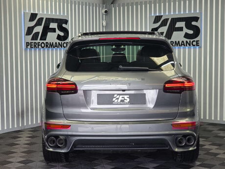 Porsche Cayenne 4.2 TD V8 S SUV 5dr Diesel TiptronicS 4WD Euro 5 (s/s) (385 ps) 46