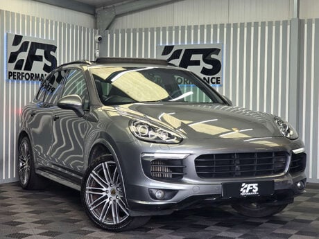 Porsche Cayenne 4.2 TD V8 S SUV 5dr Diesel TiptronicS 4WD Euro 5 (s/s) (385 ps) 48