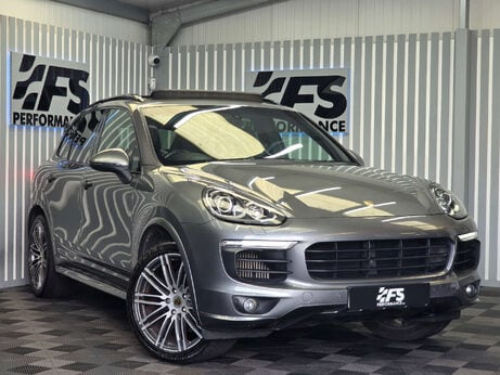 Porsche Cayenne 4.2 TD V8 S SUV 5dr Diesel TiptronicS 4WD Euro 5 (s/s) (385 ps) 44