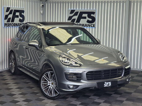 Porsche Cayenne 4.2 TD V8 S SUV 5dr Diesel TiptronicS 4WD Euro 5 (s/s) (385 ps) 45