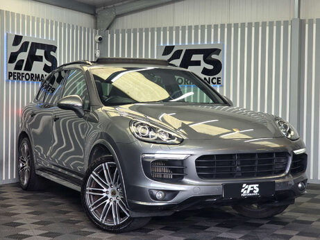 Porsche Cayenne 4.2 TD V8 S SUV 5dr Diesel TiptronicS 4WD Euro 5 (s/s) (385 ps) 44