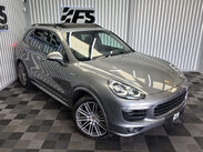 Porsche Cayenne 4.2 TD V8 S SUV 5dr Diesel TiptronicS 4WD Euro 5 (s/s) (385 ps) 33