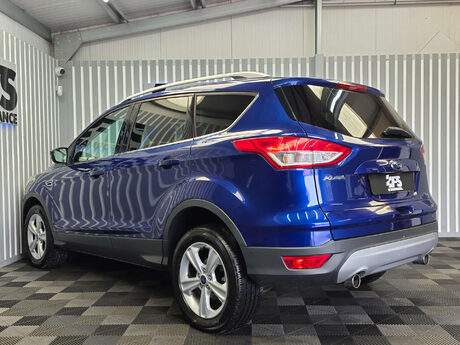 Ford Kuga 2.0 TDCi Zetec SUV 5dr Diesel Manual 2WD Euro 6 (s/s) (150 ps) 4