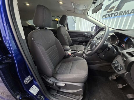 Ford Kuga 2.0 TDCi Zetec SUV 5dr Diesel Manual 2WD Euro 6 (s/s) (150 ps) 3