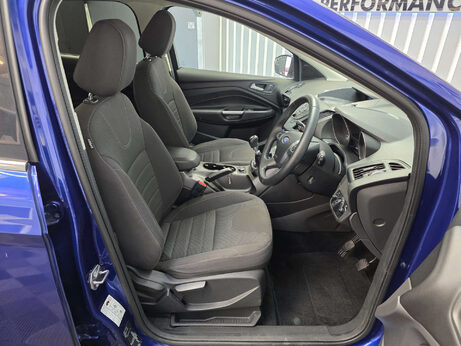 Ford Kuga 2.0 TDCi Zetec SUV 5dr Diesel Manual 2WD Euro 6 (s/s) (150 ps) 14